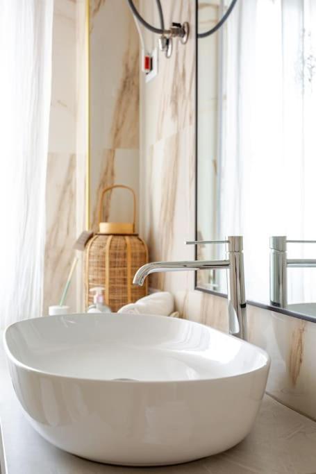 Bright & Modern 2 Min Metro 20Min Niguarda H Apartment Milan Exterior photo